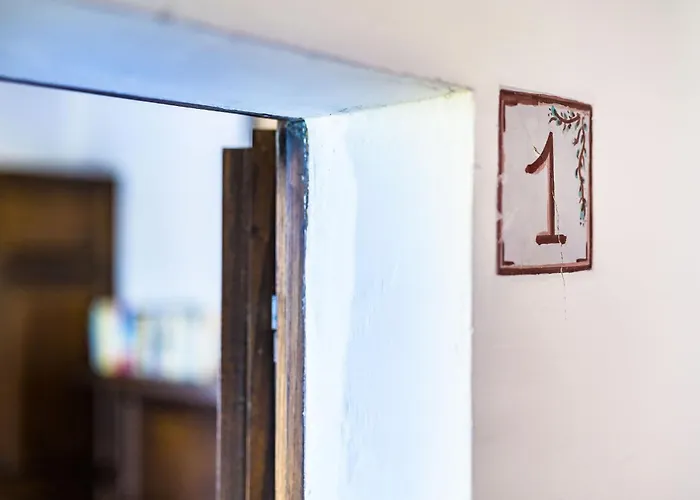 Convento Dei Cappuccini Hostel Tolfa