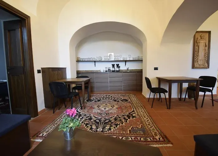 Hostel Convento Dei Cappuccini Tolfa